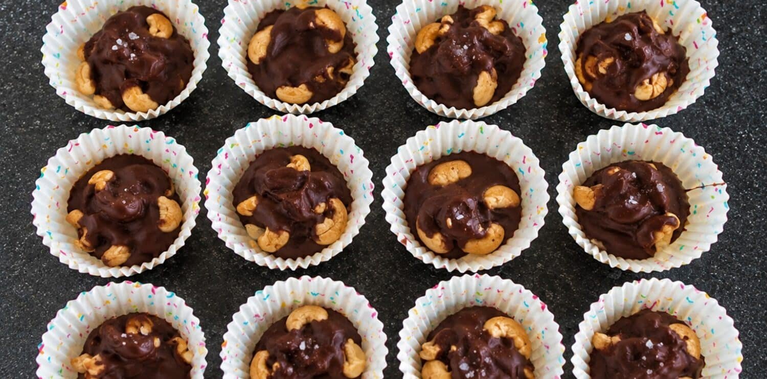 Rustic Chocolate Cashew Clusters